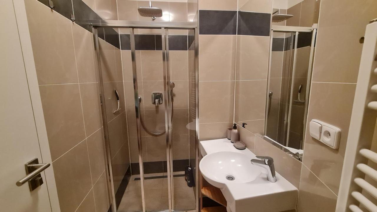 Apartment Near Congress Centre I. 프라하 외부 사진
